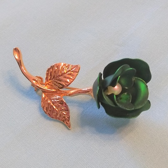 Gold Color Metal Green Rose Brooch Pin - Picture 1 of 3
